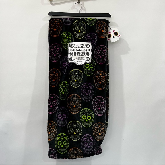 Dia De Los Muertos Oversized Plush Throw Blanket 60"X70" Black Multicolor Skull - Picture 1 of 11